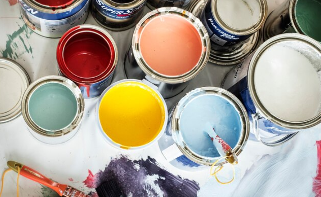 Low VOC paint for green home renovations